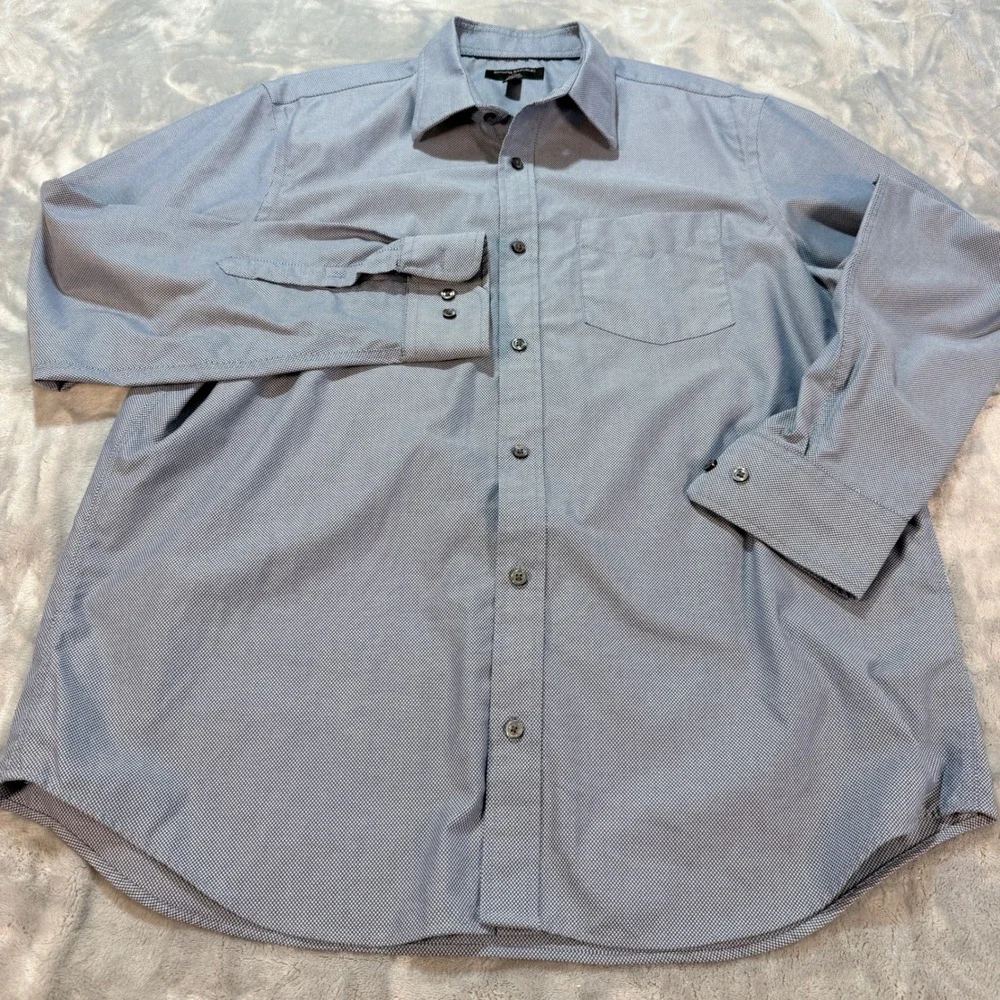 Banana Republic Non Iron Classic Fit XL Dress Shirt Blue Micro Dot Button Down‎